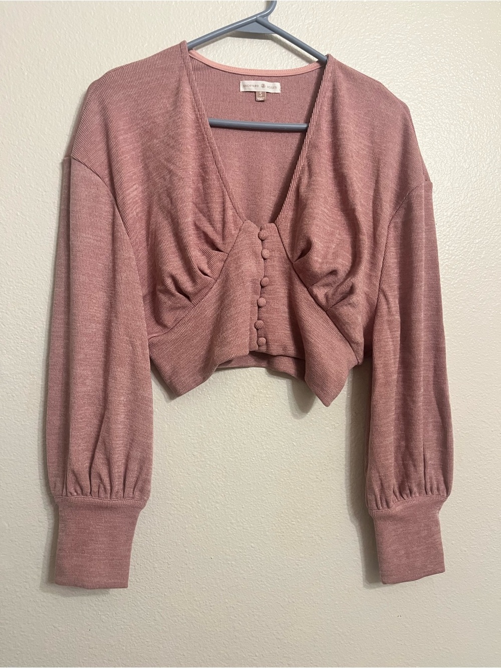 Cropped Button-Front Knit Top in Dusty Rose